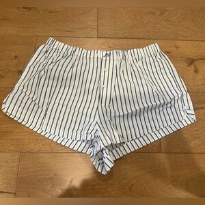 J. Crew poplin women’s boxer shorts - size medium